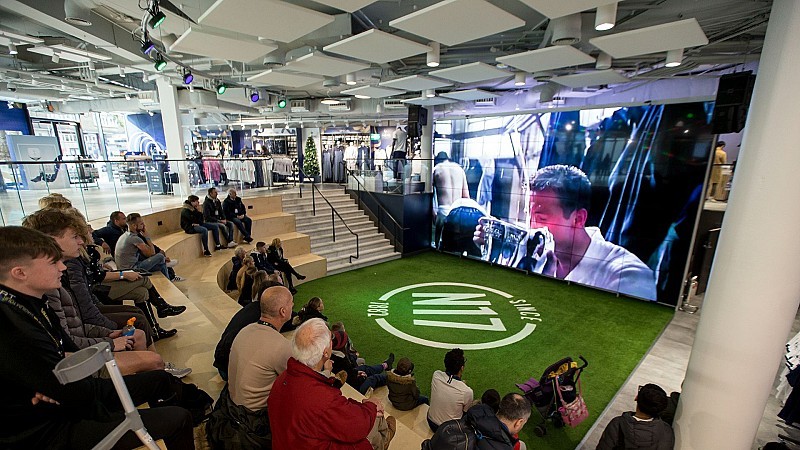 Réservez vos billets pour la visite du stade Tottenham Hotspur. La magie du football vous attend!