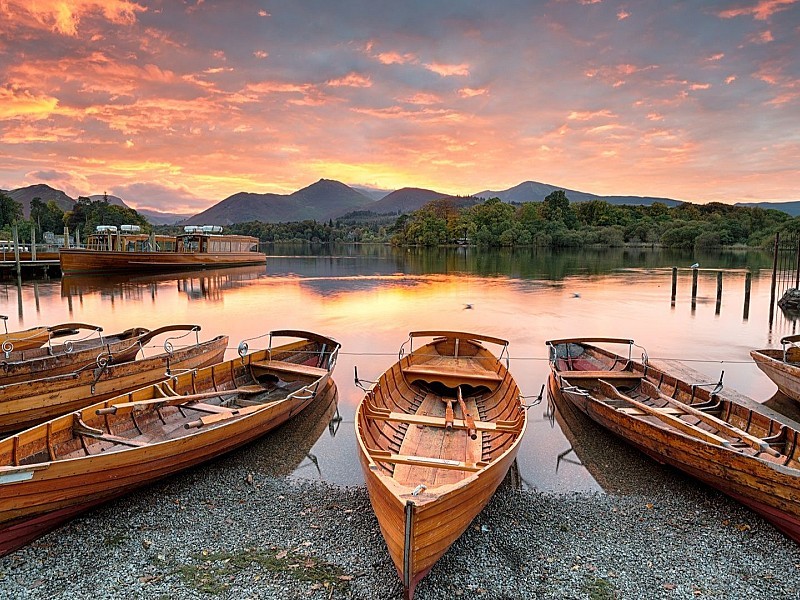 The Lake District - Overnight Tour with Cream Tea & Cruise (Standard Class)