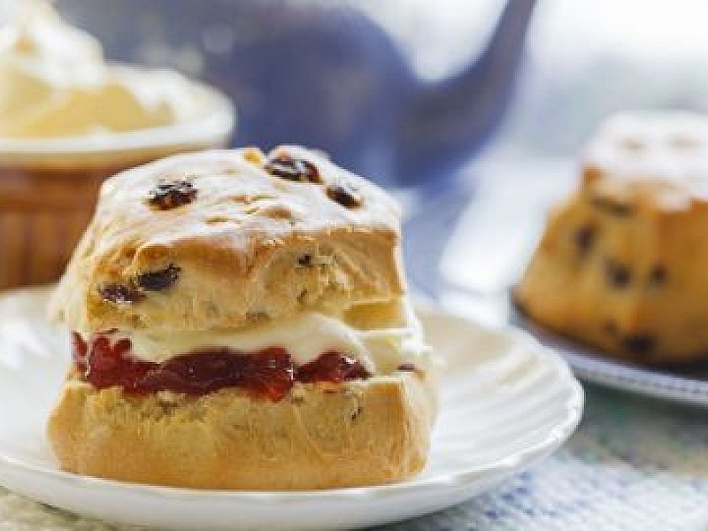 The Lake District - Overnight Tour with Cream Tea & Cruise (Standard Class)